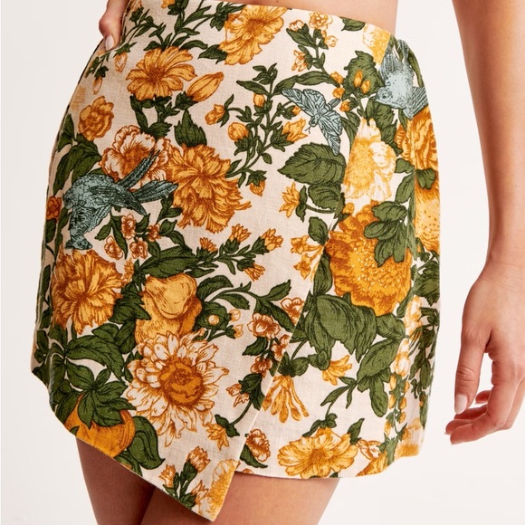 Linen wrap skort - Picture 2 of 3